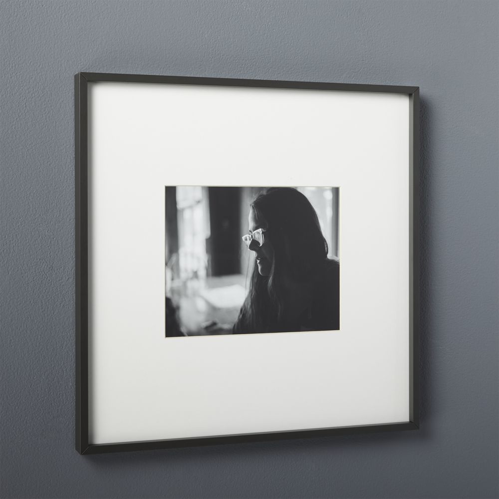 GALLERY BLACK 8X10 PICTURE FRAME - CB2 | Havenly