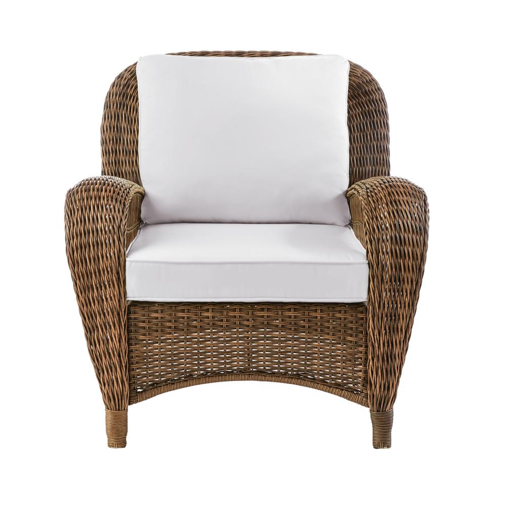Hampton Bay Beacon Park Stationary Wicker Outdoor Lounge Chair with