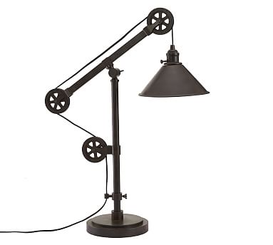 warren pulley task lamp