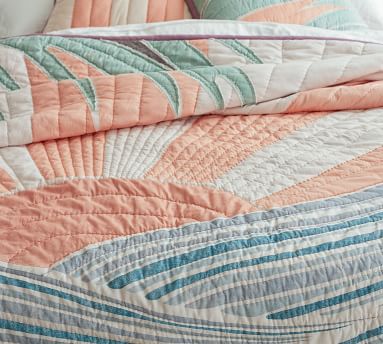 Pottery barn roxy deals quilt