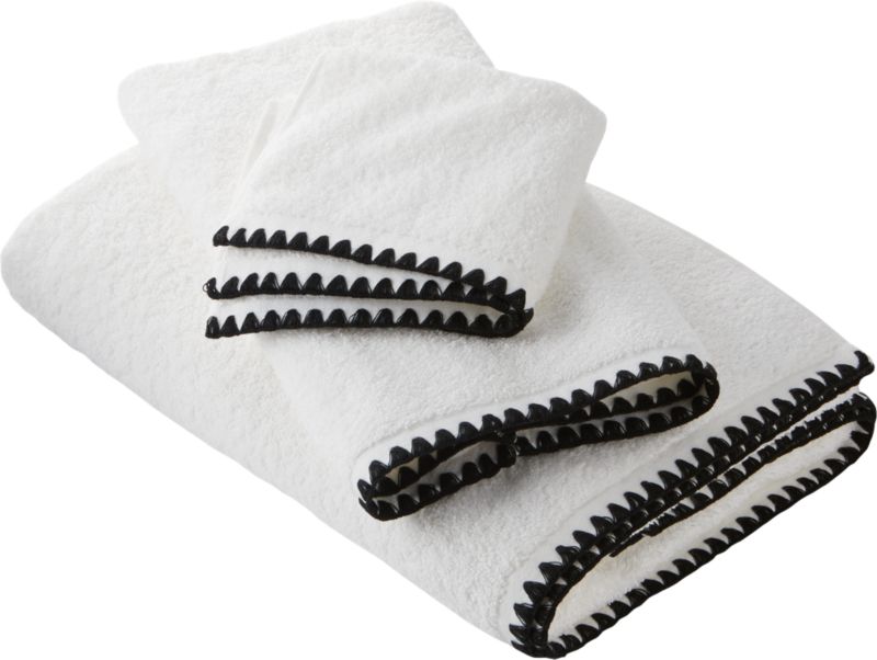 Tuli Black Trim Bath Towels